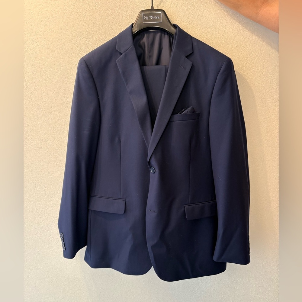 Men’s 3 piece TMG Suit (Navy Blue)